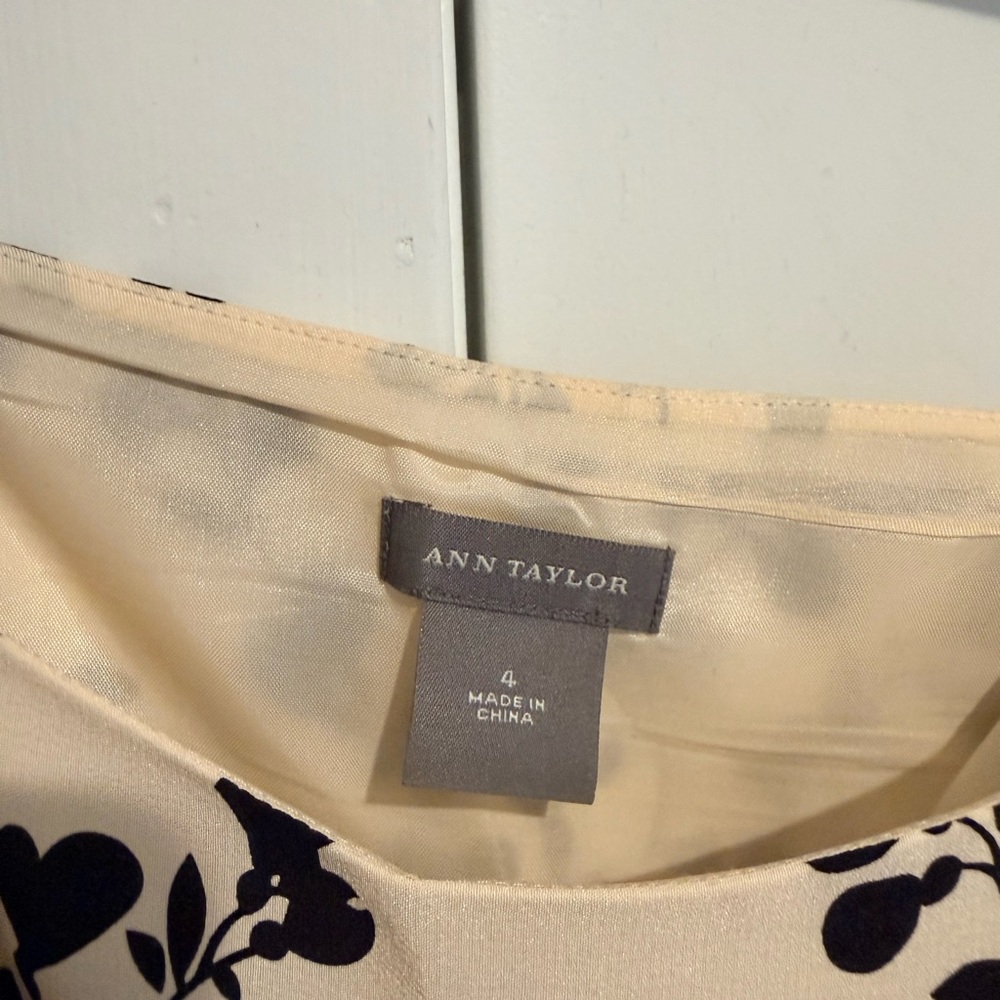 Ann Taylor Black and Cream Floral Dress - Picture 2 of 2